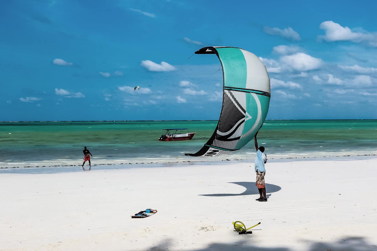 Try kitesurfing on beautiful Zanzibar with DBP Adventures!