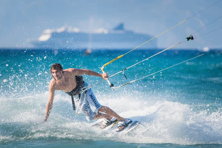 Kitesurfer